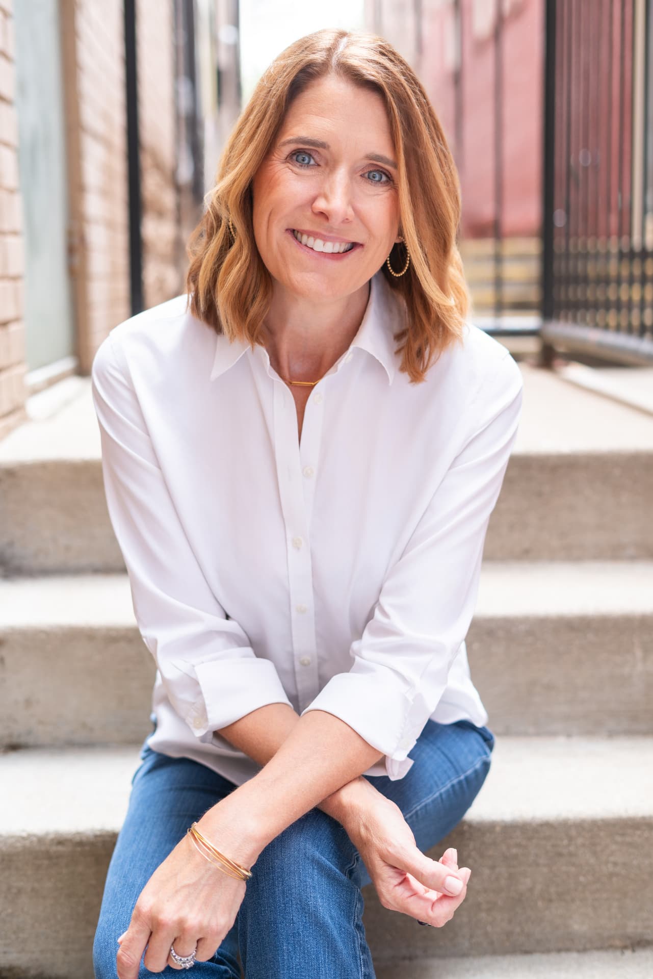 Portrait of Jennifer Byrne, communications coach and advisor